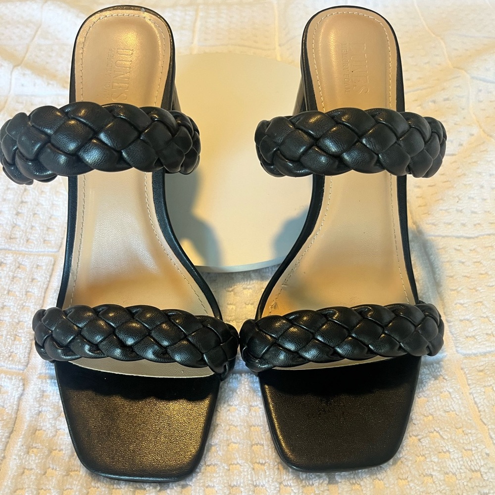 Dunes Iris Elegant Black Braided Women's Sandals size 10 Wide